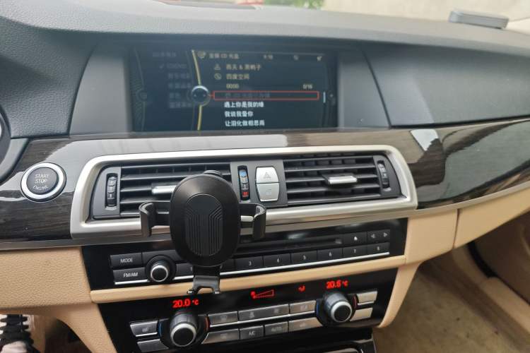 Used BMW 5 Series 2012 530Li Leading Model