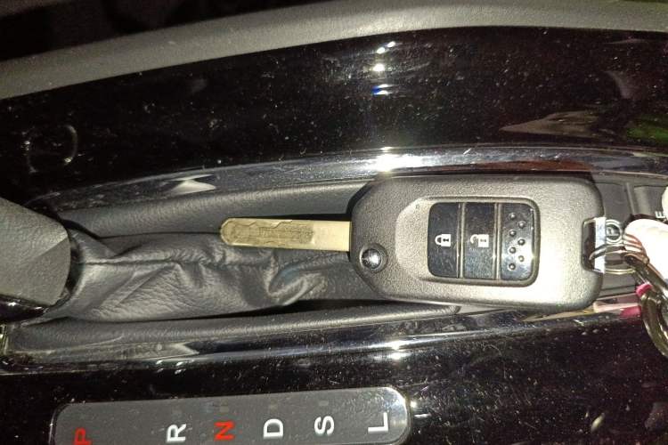 Used Honda Vezel 2020 1.5L CVT Pioneer Edition Vehicle Key