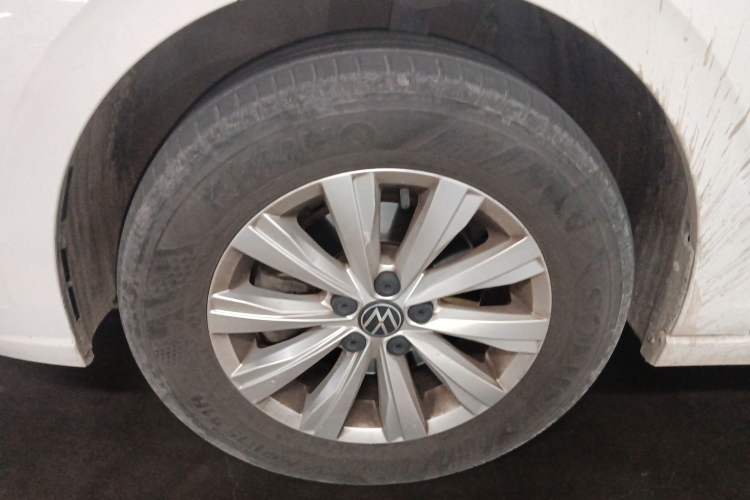 Used Volkswagen Lavida 2023 New Rui 1.5L Automatic New Yi Edition
