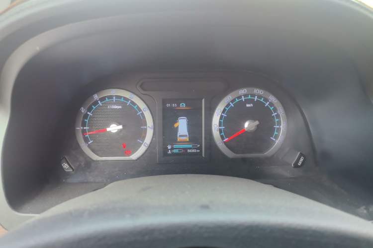 Used FORTHING Lingzhi 2019 M5L 1.6L 7-Seater Luxury Model China VI Standard