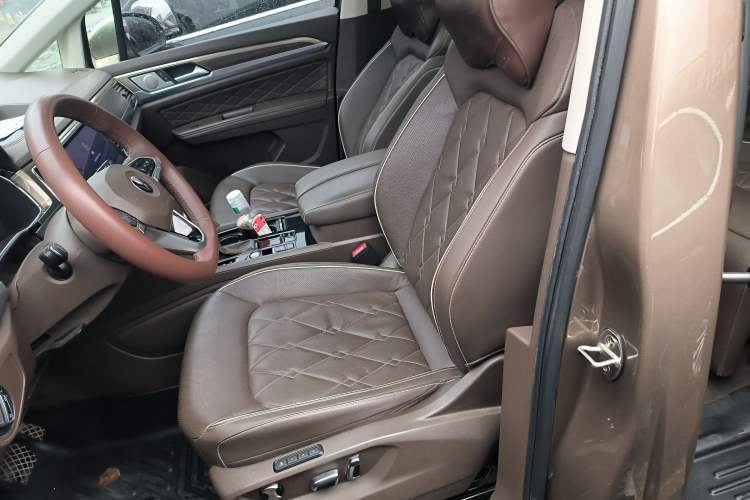 Used Volkswagen Viloran 2020 380TSI Prestige Edition Left Front Seat