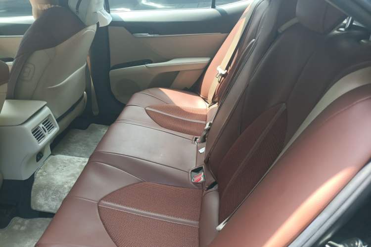 Used Toyota Camry 2019 2.5G Luxury Edition China VI Standard
