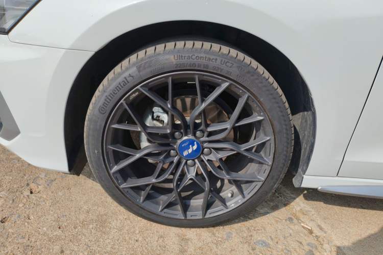 Used Audi A3 2023 Updated Sportback 35 TFSI Stylish Sports Type Left Front Wheel Hub