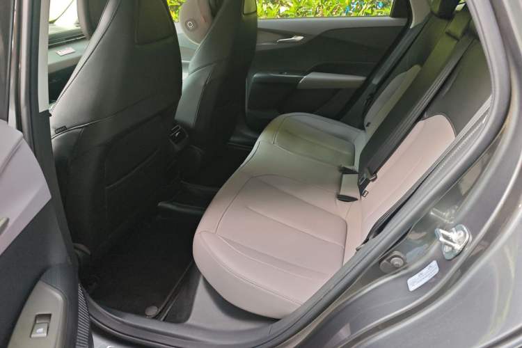 Used CHANGAN NEVO A05 2025 Truly Delicious Edition 70 – Beyond Excellence Left Rear Seat