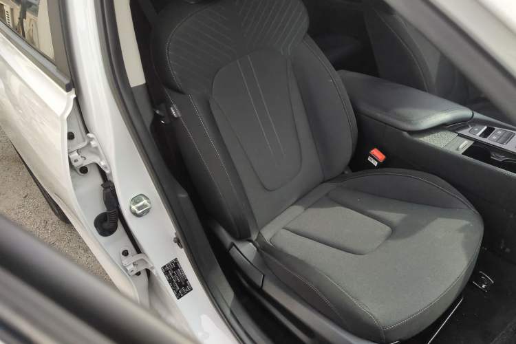 Used Hyundai Mistra New Energy 2021 GLX Elite Edition
