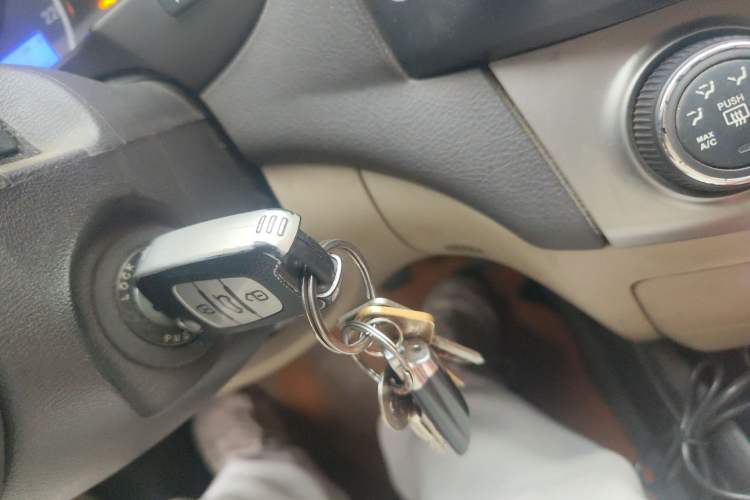 Used Hyundai Celesta 2011 1.6L Manual Luxury Model
