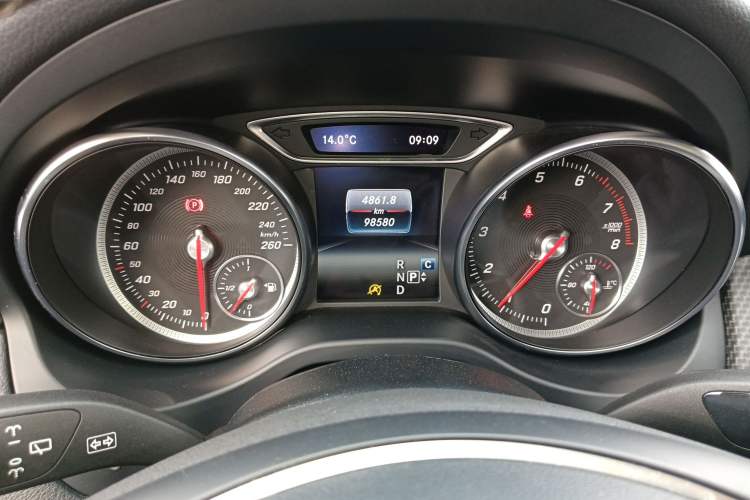 Used Mercedes-Benz GLA 2018 GLA 200 Fashion Model Instrument Cluster
