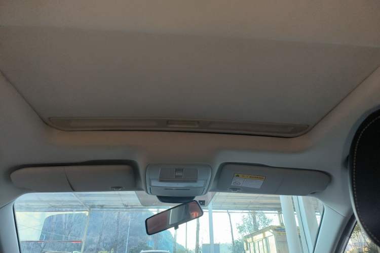 Used Roewe i5 2019 1.5L Manual 4G Connectable Langhao Edition
