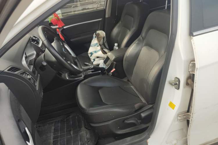 Used Geely Auto Emgrand 2015 Sedan 1.5L Manual - Top Trim Level Left Front Seat