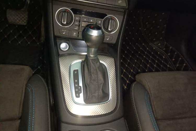 Used Audi Q3 2018 30th Anniversary Edition 35 TFSI quattro all-wheel-drive sport model