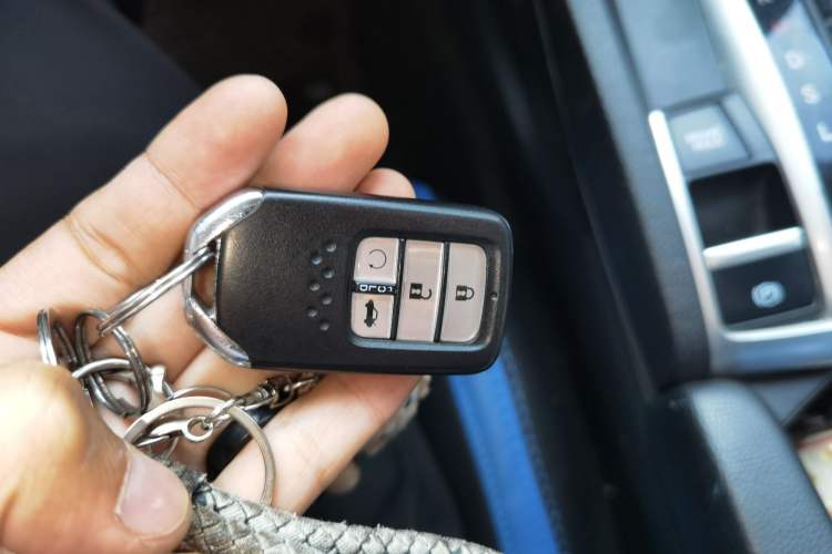 Used Honda Civic 2016 220TURBO CVT Luxury Edition
