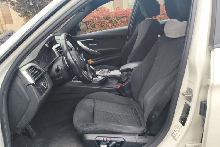 Used BMW 3 Series 2016 320i M Sport Left Front Seat