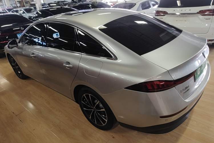 Used Roewe D7 2025 DMH 125km World Champion Excellence Edition

