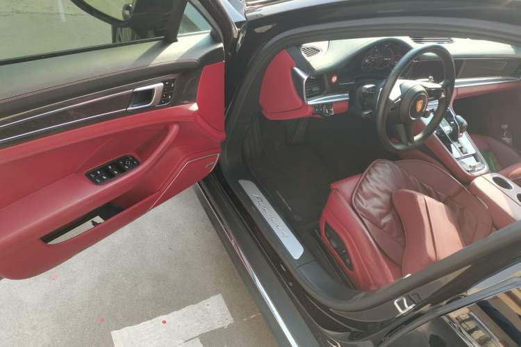 Used Porsche Panamera 2022 Panamera 4 Executive Long Wheelbase 2.9T
