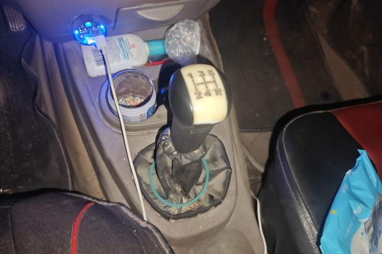 Used Wuling Hongguang 2014 1.2L Standard Model China IV