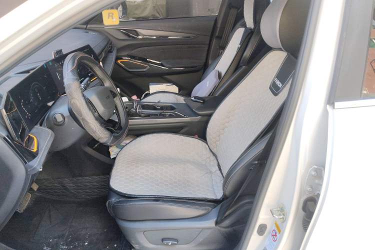 Used CHANGAN OSHAN X5 PLUS 2023 1.5T DCT Excellence Edition Left Front Seat