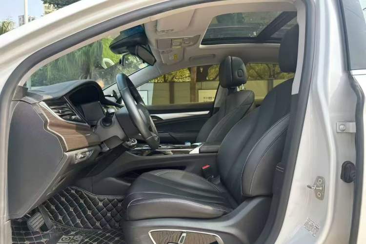 Used Geely Auto Emgrand GT New Energy 2018 1.5T PHEV Yaoxiang Edition Left Front Seat