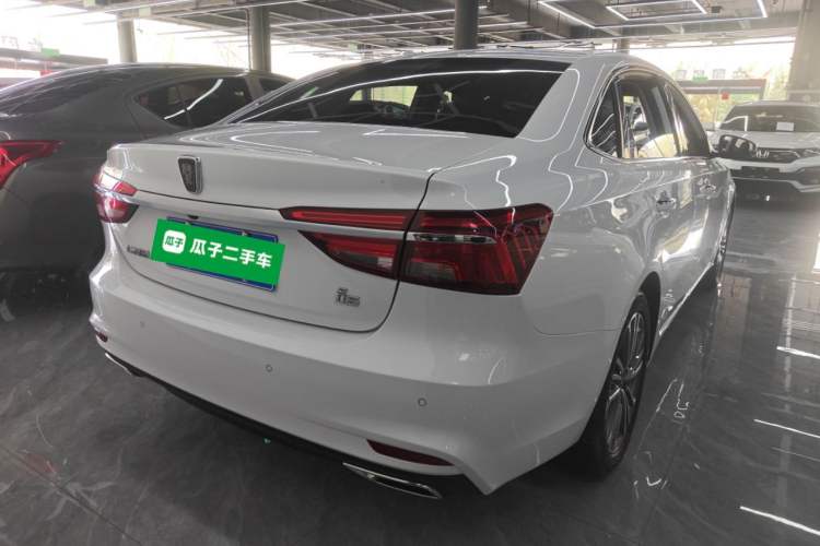 Used Roewe i6 2020 PLUS 1.6L CVT 4G Connected Glory Flagship Edition
