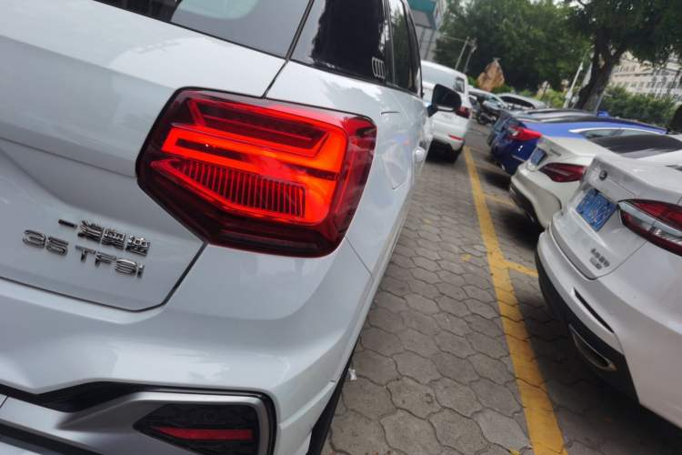 Used Audi Q2L 2022 35 TFSI Progressive Dynamic Edition
