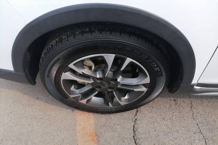 Used Geely Auto Vision X3 2019 Upgraded Model 1.5L CVT Prestige Version
