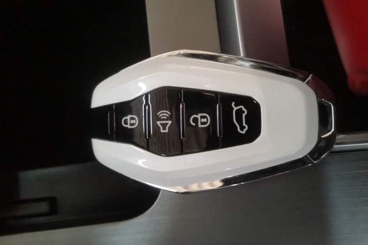 Used JETOUR X70 PLUS 2024 Champion Edition 1.5T DCT Champion PRO 7-Seater
