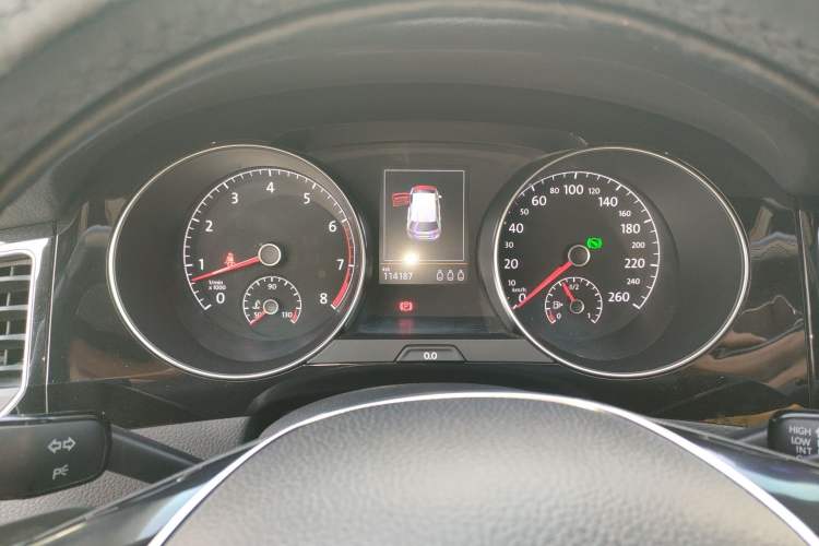 Used Volkswagen Golf 2015 1.4TSI Sportsvan