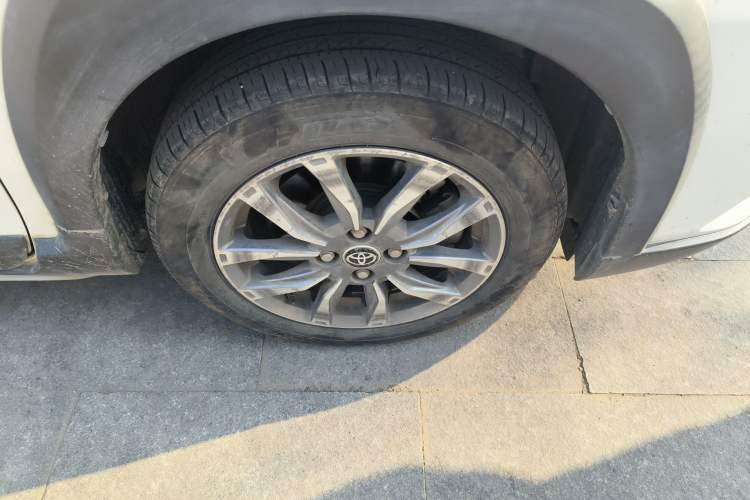 Used Toyota YARiS L Zhi Xuan 2021 X-Trail 1.5L CVT Leading Edition Right Front Wheel Hub