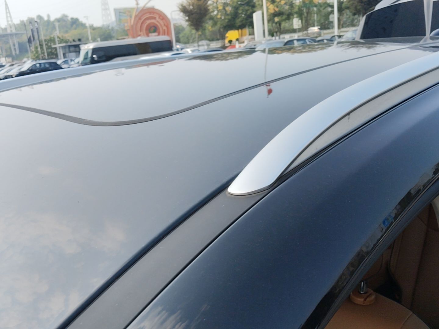 Hongqi HS7 PHEV 2025 Model 2.0T PHEV Four-Wheel Drive 2 Million Units Commemorative Edition 6-Seater — снимка 7