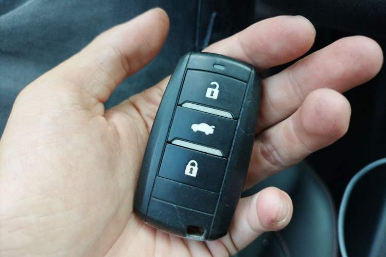 Used Changan CS75 2016 1.8T Automatic Elite Model China V Standard