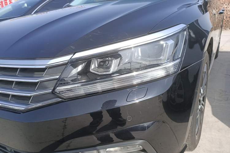 Used Volkswagen Passat 2017 380TSI DSG Prestige Edition
