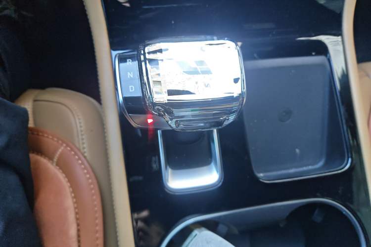 Used Li Auto ONE 2020 Extended-Range 6-Seater Version Gear Lever