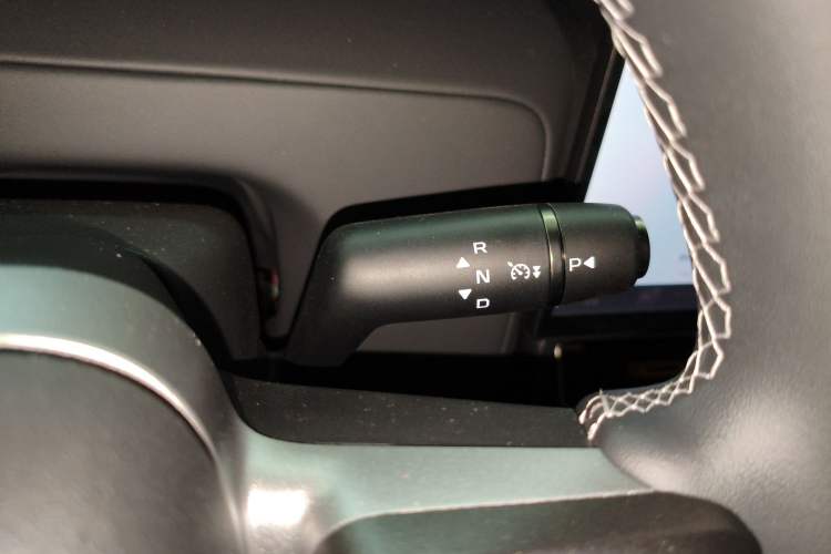 Used iCAR V23 2025 401 Two-Wheel Drive Advanced Edition
