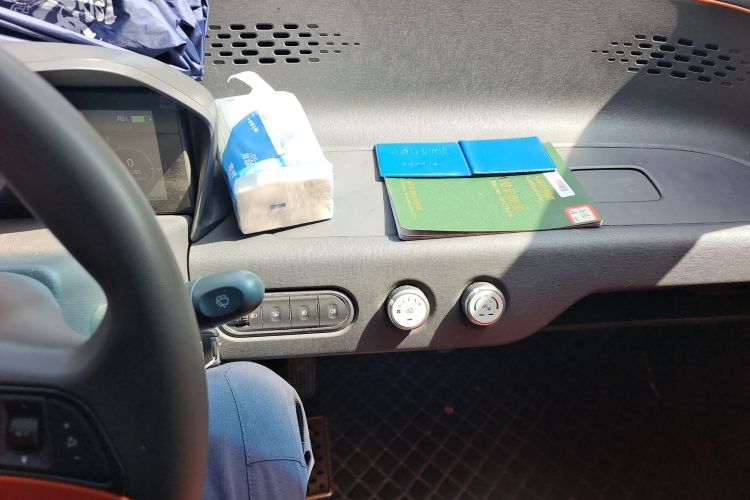 Used Baojun E100 2019 250KM Smart Drive Edition Audio And AC Panel