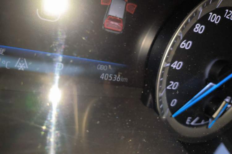 Used Toyota Highlander 2022 Dual-Engine 2.5L Four-Wheel Drive Prestige Version 7 Seats Odometer Close Up