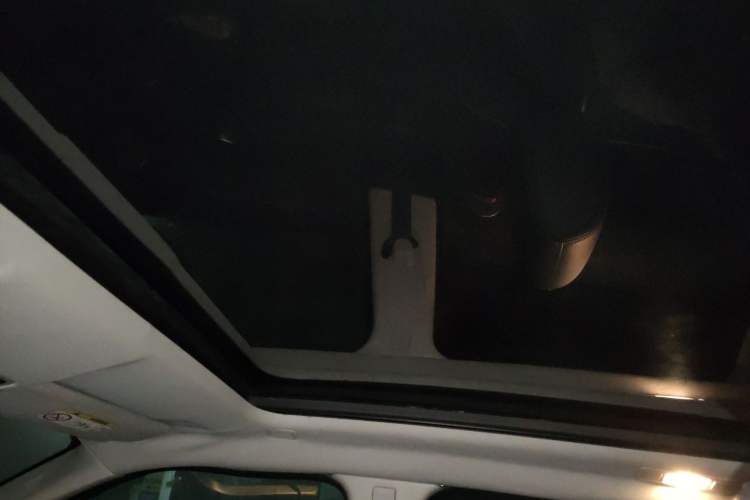 Used Land Rover Range Rover Evoque (Import) 2014 2.0T 5-Door Christmas Limited Edition
