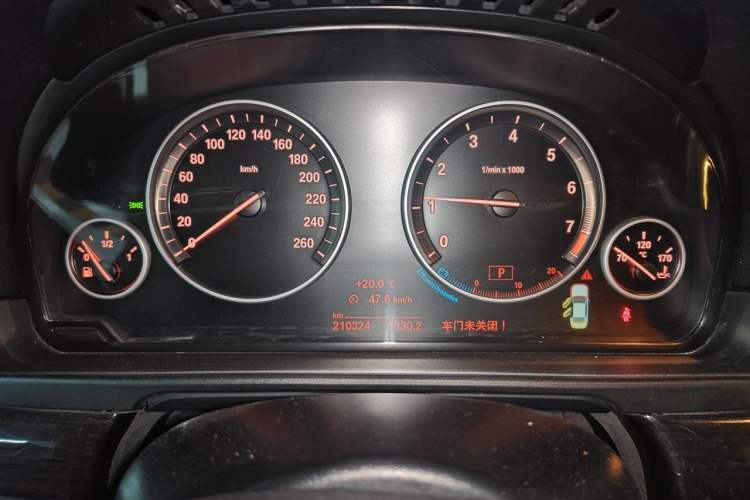 Used BMW 5 Series 2014 525Li Luxury Design Package Instrument Cluster