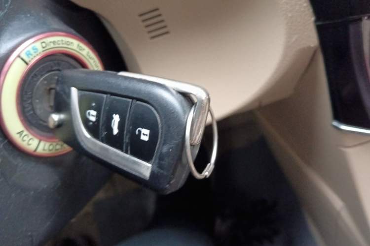 Used Toyota Corolla 2014 1.6L CVT GL