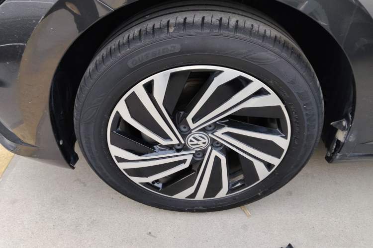 Used Volkswagen Sagitar 2021 200TSI DSG Excellence Edition Left Front Wheel Hub