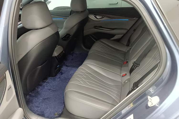 Used BYD Seal 2024 HONOR Edition DM-i 1.5T 121km Flagship Model