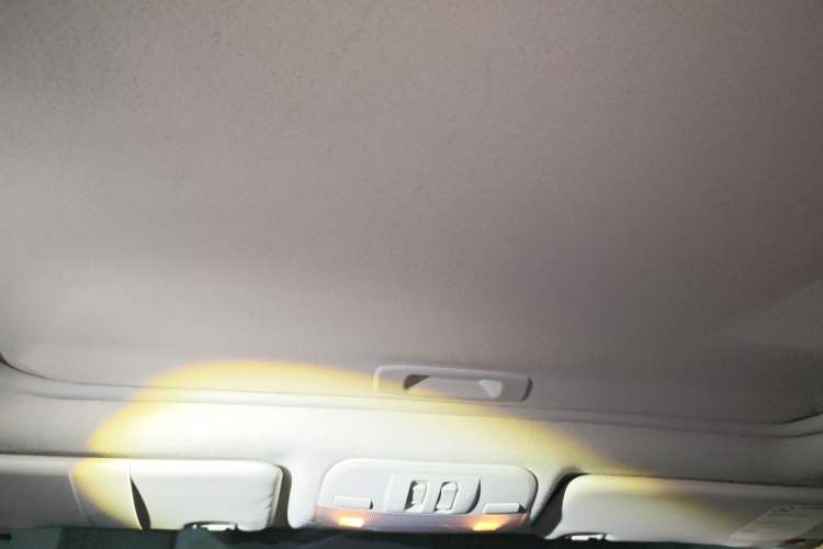 Used Subaru XV 2012 2.0i Luxury Edition Headliner