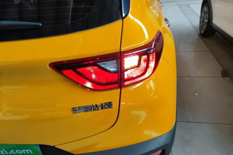 Used Kia kx1 Stonic 2019 1.4L Automatic Fun Edition China VI