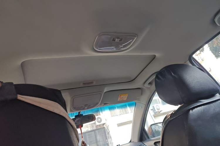 Used Geely Auto Emgrand 2015 Sedan 1.5L CVT Upward Version