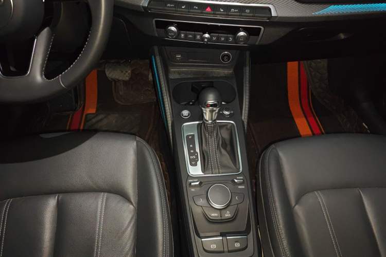 Used Audi Q2L 2022 35 TFSI Fashionable and Elegant Model
