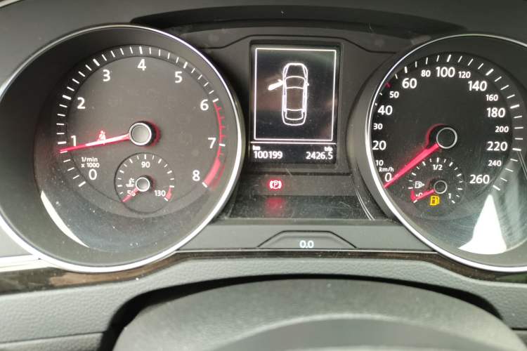 Used Volkswagen Magotan 2017 330TSI DSG Leading Model
