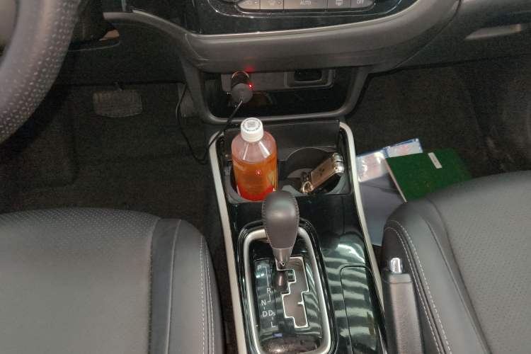 Used Mitsubishi Outlander 2018 2.0L Two-Wheel Drive Glory Edition 5 Seats