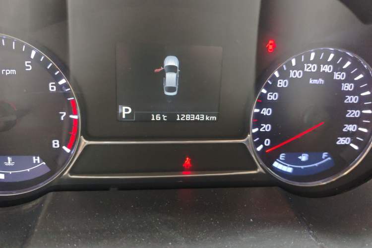 Used Kia K5 2014 2.0L Automatic LUXURY