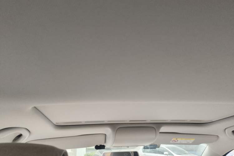 Used Volkswagen Polo 2016 1.6L Automatic Comfort Model
