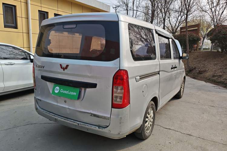 Used Wuling Rongguang V 2018 1.5L Practical Version Rear Right 45 Deg