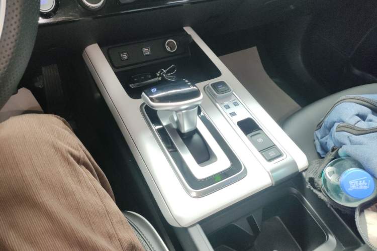 Used Hyundai ix35 2023 Musso 2.0L Deluxe Edition DLX
