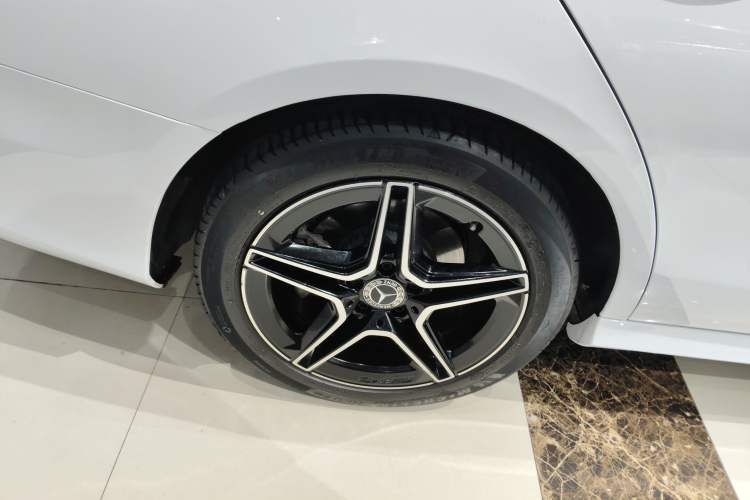 Used Mercedes-Benz E-Class (Import) 2021 E 260 Stylish Sports Edition